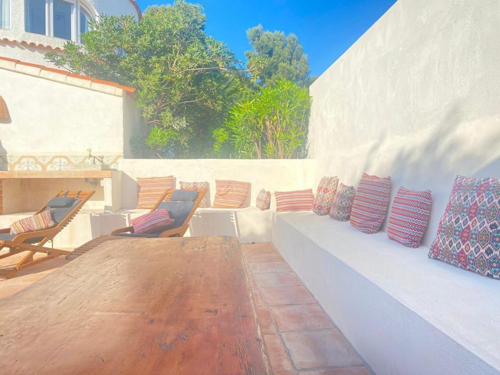 Beautiful Villa With Pool, Barbecue, And Garden Xabia Bagian luar foto